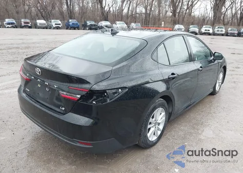 2025 Toyota Camry Le z USA, uszkodzony, nr VIN 4T1DAACK5SU595761
